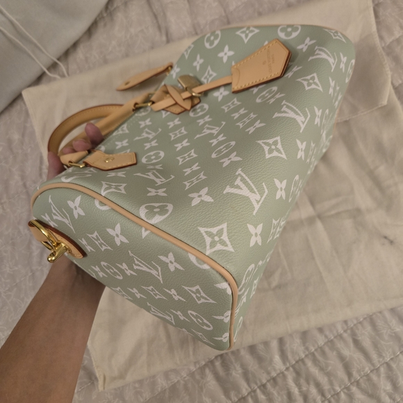 L V Green Monogram Handbag Speedy 25cm - Picture 4 of 6